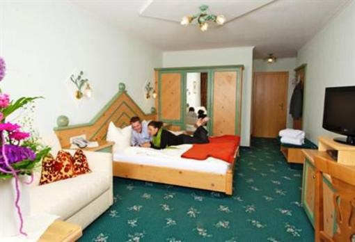 фото отеля Hotel Sportiv-Hotel Mittagskogel Sankt Leonhard im Pitztal