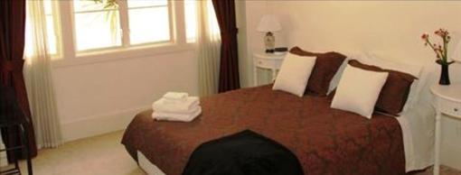 фото отеля The Consulate Luxury Bed & Breakfast