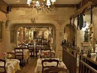 Cornell Hotel de France