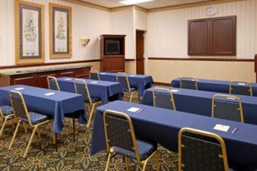 фото отеля Comfort Suites Chesapeake
