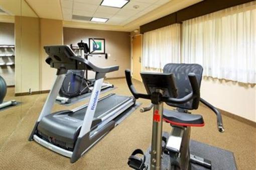 фото отеля Holiday Inn Express Hotel & Suites Fresno Northwest-Herndon