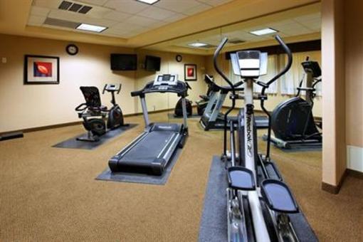 фото отеля Holiday Inn Express Hotel & Suites Fresno Northwest-Herndon