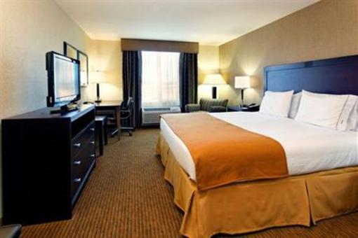 фото отеля Holiday Inn Express Hotel & Suites Fresno Northwest-Herndon