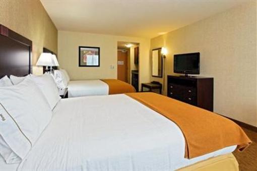 фото отеля Holiday Inn Express Hotel & Suites Fresno Northwest-Herndon