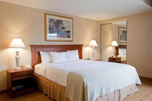 фото отеля Holiday Inn San Diego - Mission Valley