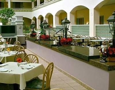 фото отеля Embassy Suites San Luis Obispo