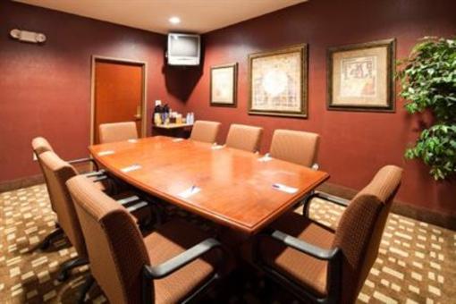 фото отеля Holiday Inn Express Hotel & Suites Ripley