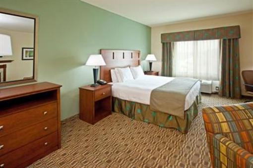 фото отеля Holiday Inn Express Hotel & Suites Ripley