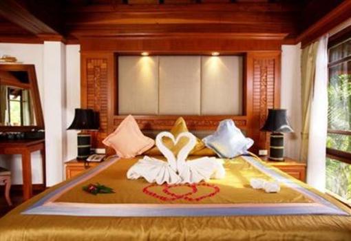 фото отеля Hotspring Beach Resort & Spa