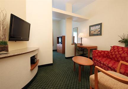 фото отеля Fairfield Inn Suwanee