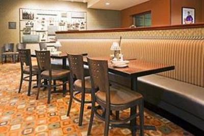 фото отеля Holiday Inn Green Bay Stadium