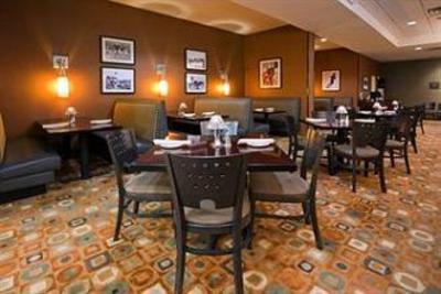 фото отеля Holiday Inn Green Bay Stadium