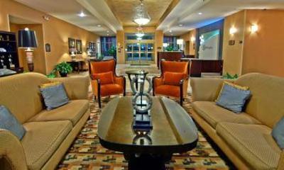 фото отеля Holiday Inn Green Bay Stadium