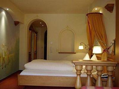 фото отеля Wastlwirt Romantik Hotel & Spa