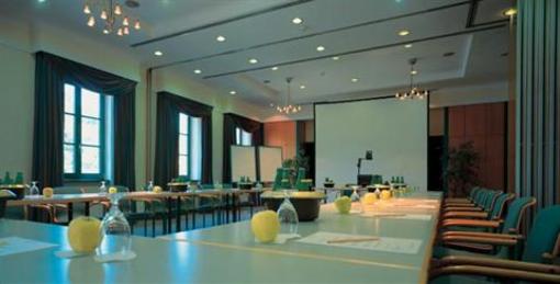фото отеля Steigenberger Avance Hotel