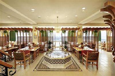фото отеля Sheraton Hotel And Towers Kuwait City