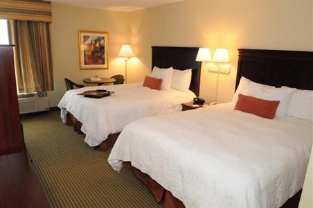 фото отеля Hampton Inn - Douglas