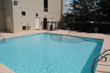 фото отеля Hampton Inn - Douglas