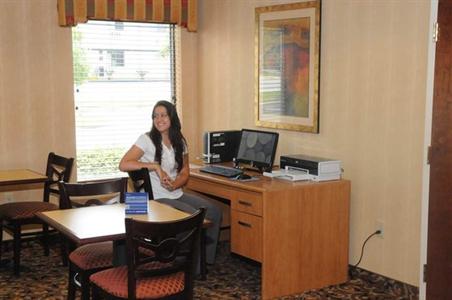 фото отеля Hampton Inn - Douglas