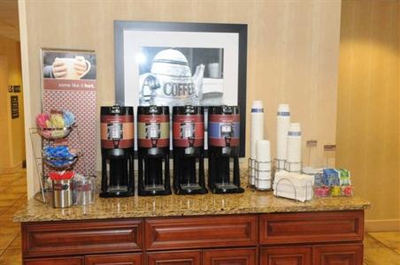 фото отеля Hampton Inn - Douglas