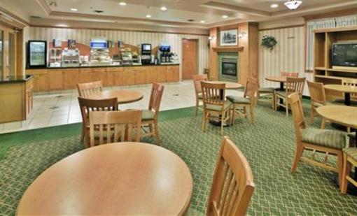 фото отеля Holiday Inn Express Hotel & Suites Vernon