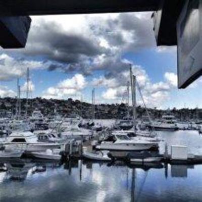 фото отеля Dockside Yacht Lodging