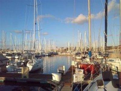 фото отеля Dockside Yacht Lodging