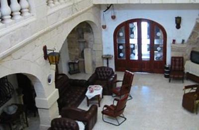 фото отеля St. Joseph Home Hostel