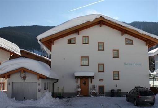 фото отеля Haus Lowe