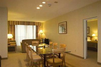 фото отеля Embassy Suites Hotel McAllen