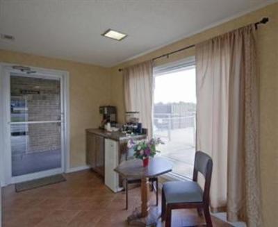 фото отеля Americas Best Value Inn Clarksville
