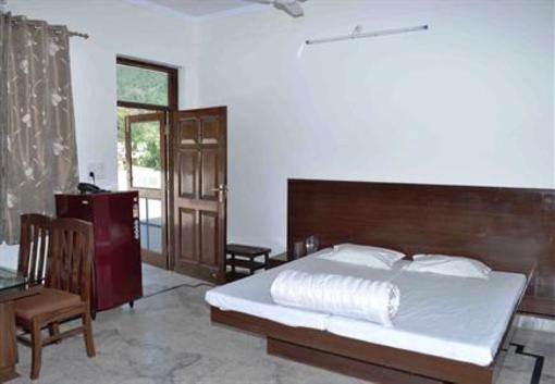 фото отеля Hotel Shivanta Residency