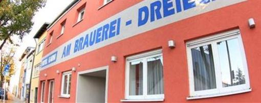 фото отеля Am Brauerei-Dreieck