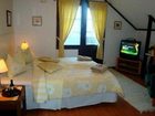 фото отеля Cronin's Cafe & Guesthouse