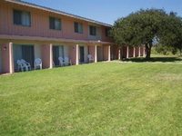 White Oaks Hotel