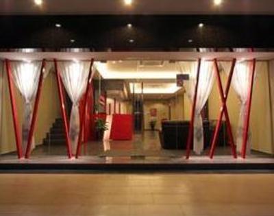 фото отеля Oriental City Inn