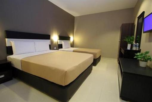 фото отеля Oriental City Inn