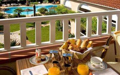 фото отеля Le Cottage Hotel Argeles-sur-Mer