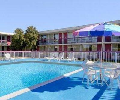 фото отеля Mayfield Inn