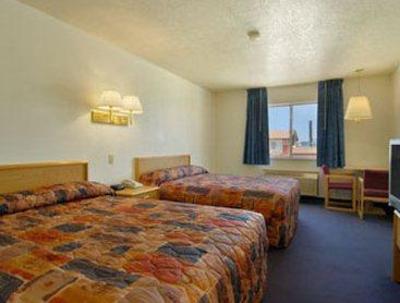 фото отеля Super 8 Motel Bernalillo