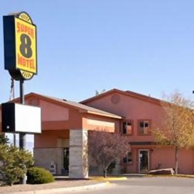 фото отеля Super 8 Motel Bernalillo