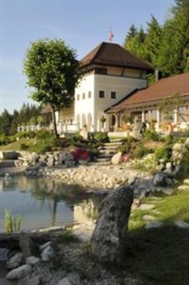 фото отеля Romantikherberge & Restaurant Forsthaus Wartenfels Gasthof