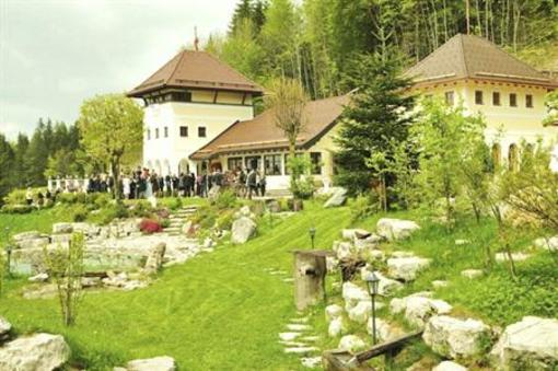 фото отеля Romantikherberge & Restaurant Forsthaus Wartenfels Gasthof
