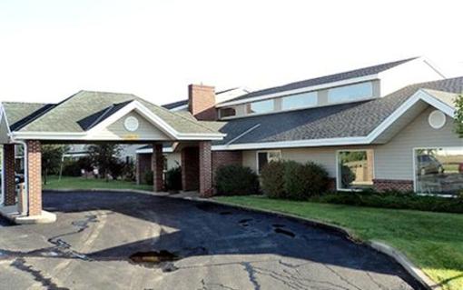 фото отеля AmericInn Lodge & Suites Madison