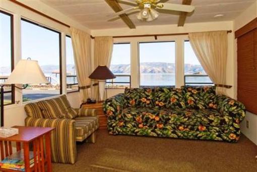 фото отеля Ferndale Resort & Marina