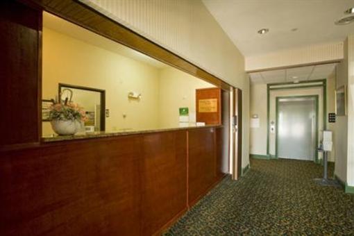 фото отеля Americas Best Value Inn & Suites- Three Rivers