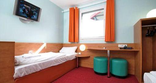 фото отеля B&B Hotel Köln Frechen