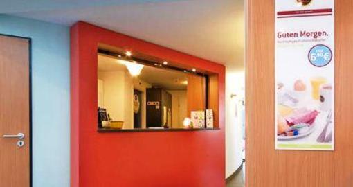 фото отеля B&B Hotel Köln Frechen
