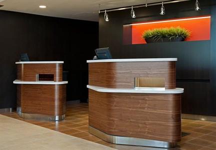 фото отеля Courtyard by Marriott Chicago Elmhurst Oakbrook Area