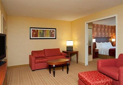 фото отеля Courtyard by Marriott Chicago Elmhurst Oakbrook Area